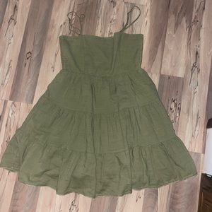 FOREVER 21 GREEN BABYDOLL DRESS